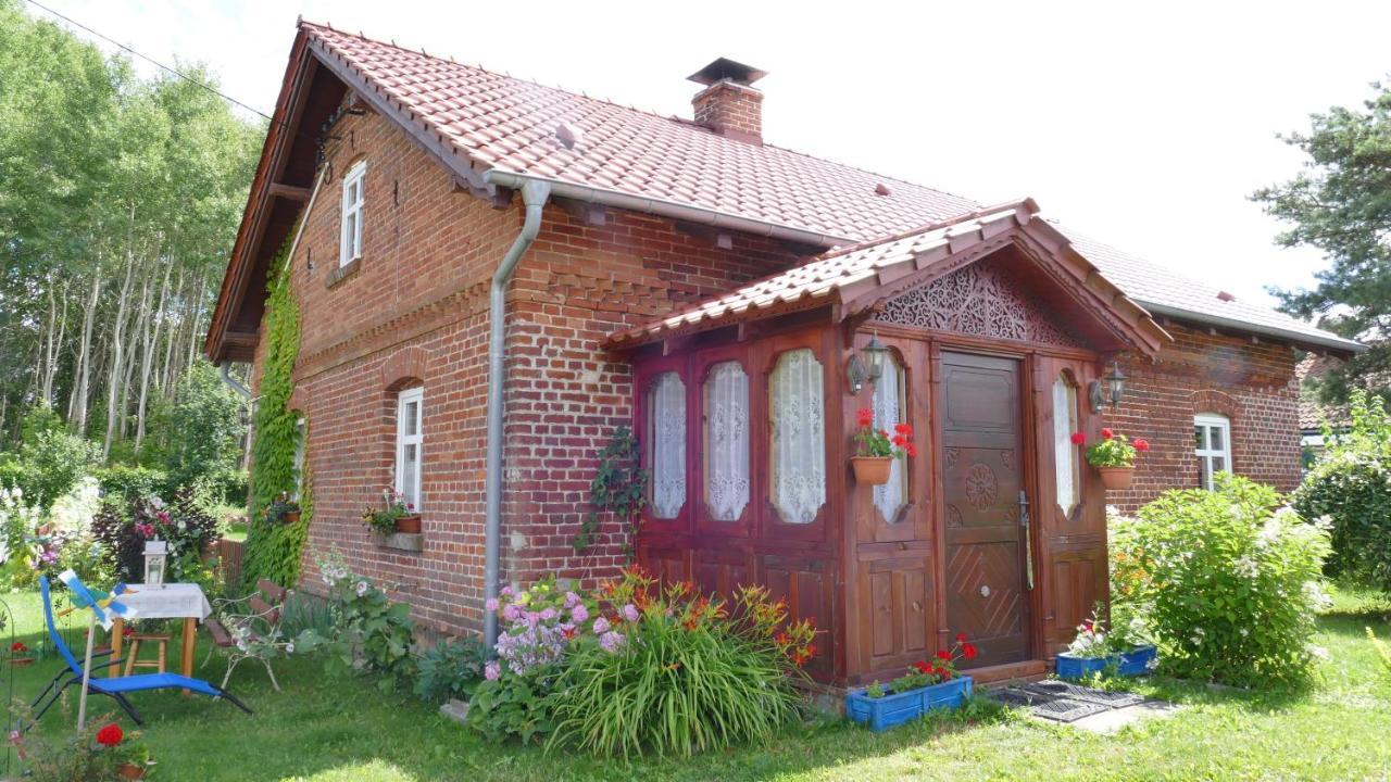 Warminskie Mieszkanko Бискупец Экстерьер фото